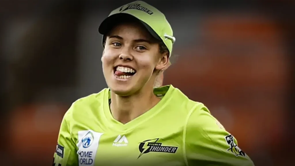Top 10 Hottest & Most Sexy Women Cricketers In The World 2025